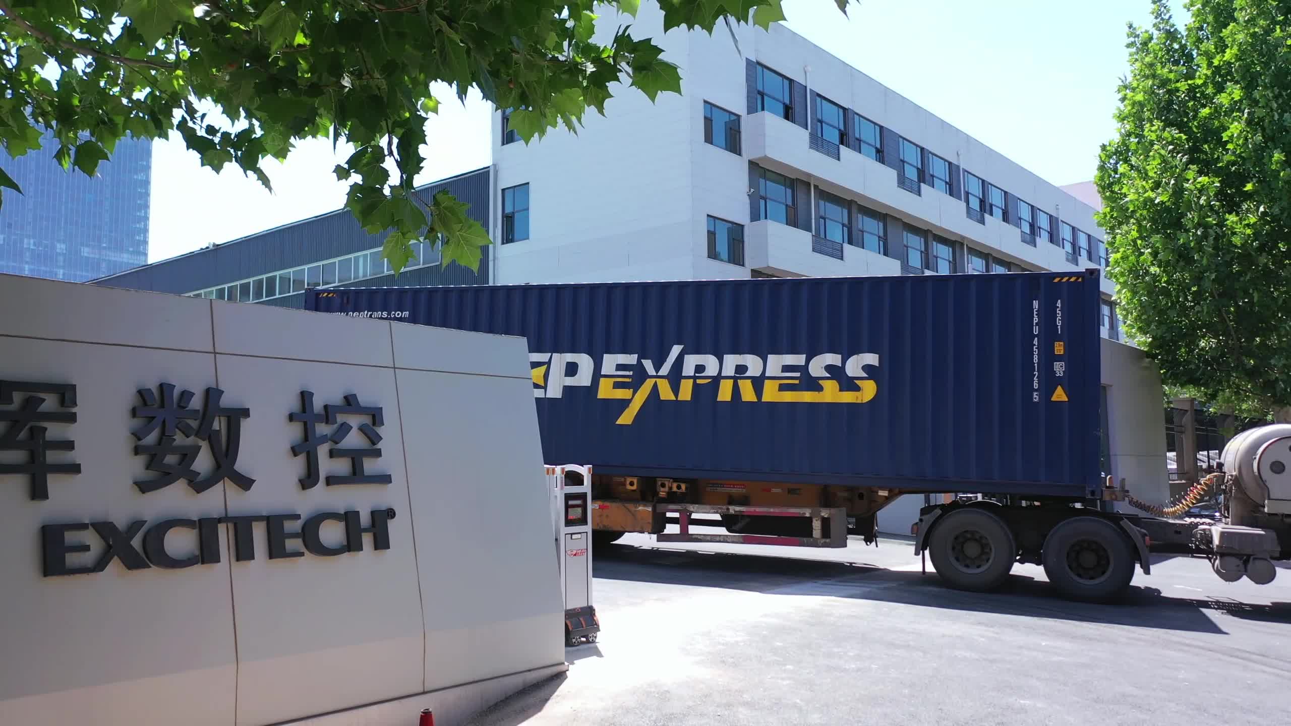 „Excitech“ gamykla siunčia klientų užsakymus. Saugiai pristatykite prekes į kliento gamyklą